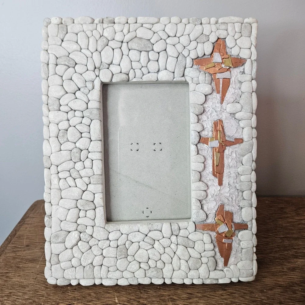 United Design Corp Spiritual Harvest‎ Three Crosses Pebble Texture Photo Frame